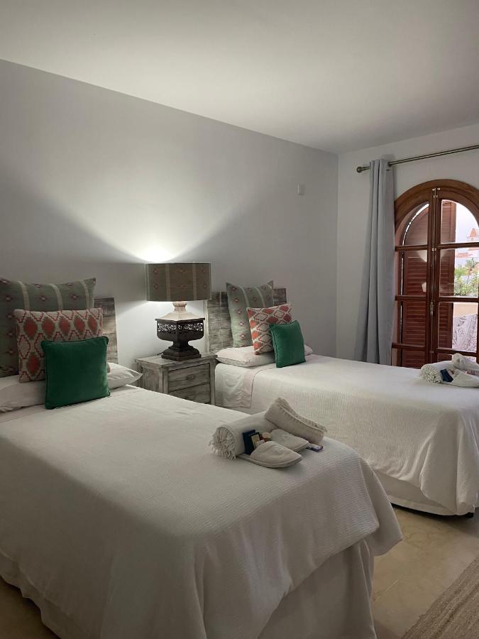 Villa Cana San Roque  Exterior photo